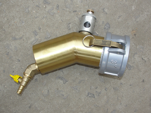 直嘴带弯头油罐车下部取样器